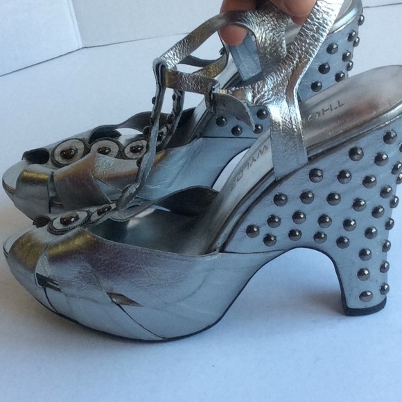 Authentic Thomas Wylde heel/ pumps Sz 6 - Picture 3 of 6